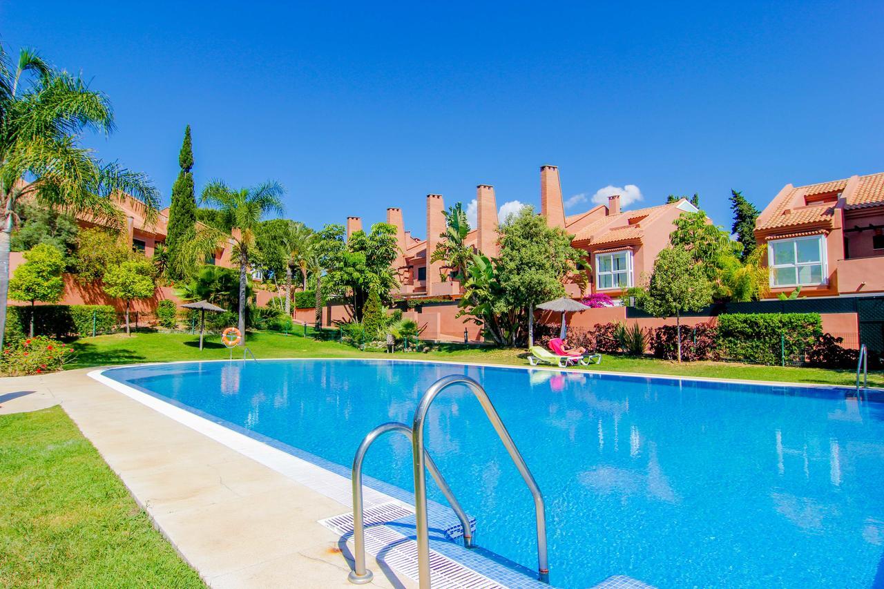 מארבלה Oleholidays Adosado Mediterraneo Los Monteros 100 M Playa מראה חיצוני תמונה